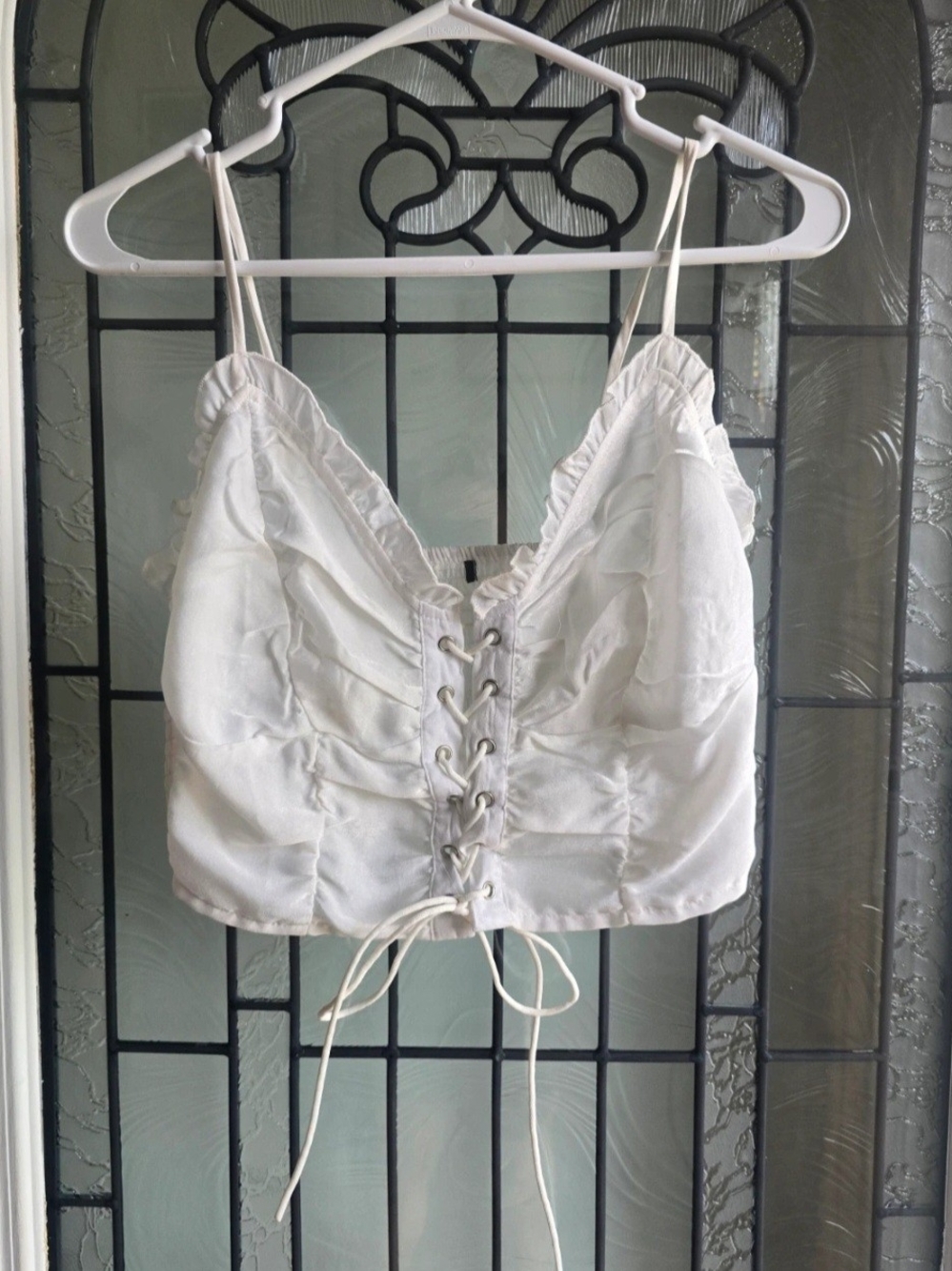 Source Unknown White Lace-Up Ruffled Spaghetti Strap Crop Top